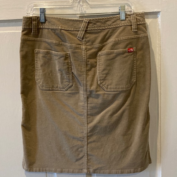 Corduroy The North Face mini-skirt - Picture 2 of 7